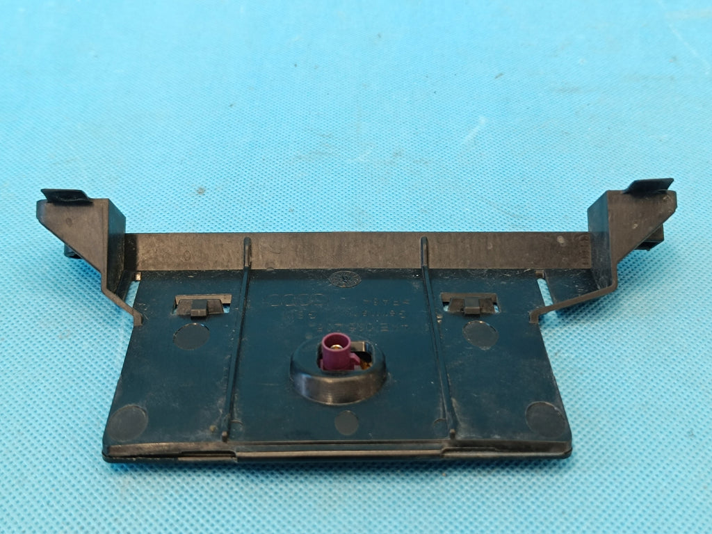 AUDI Q8 E-TRON 55 QUATTRO 300KW 2019 R ANTENNA MODULE GSM 4KE035205