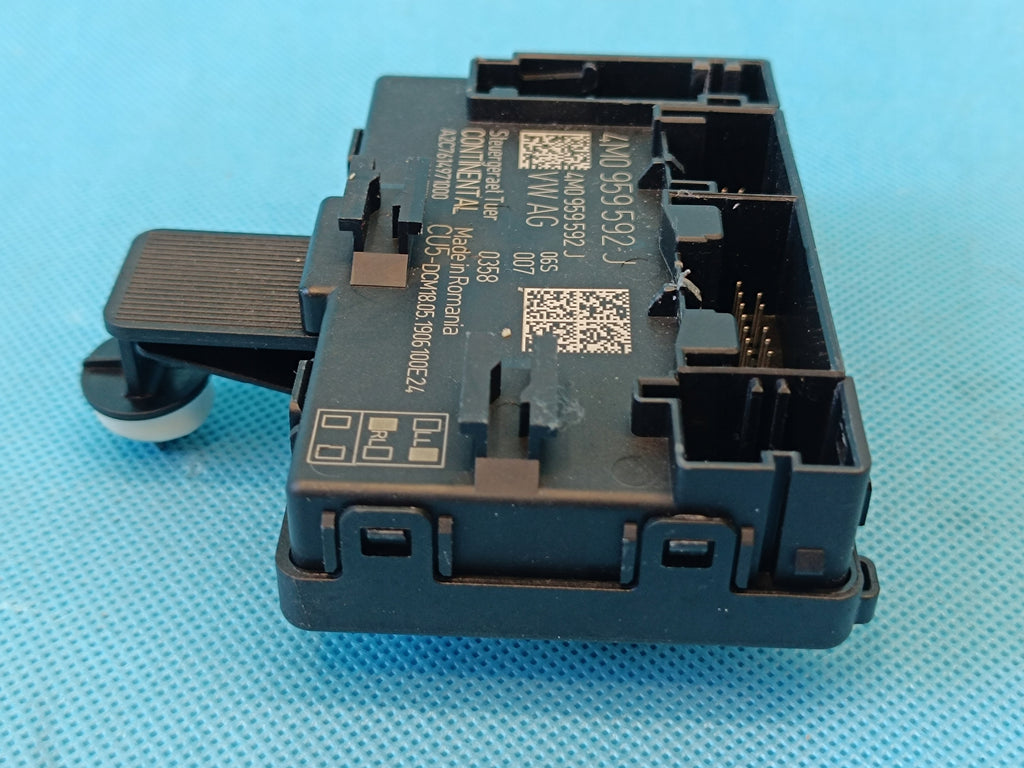 AUDI Q8 E-TRON 55 QUATTRO 300KW 2019 R DOOR MODULE RIGHT FRONT 4M0959592J
