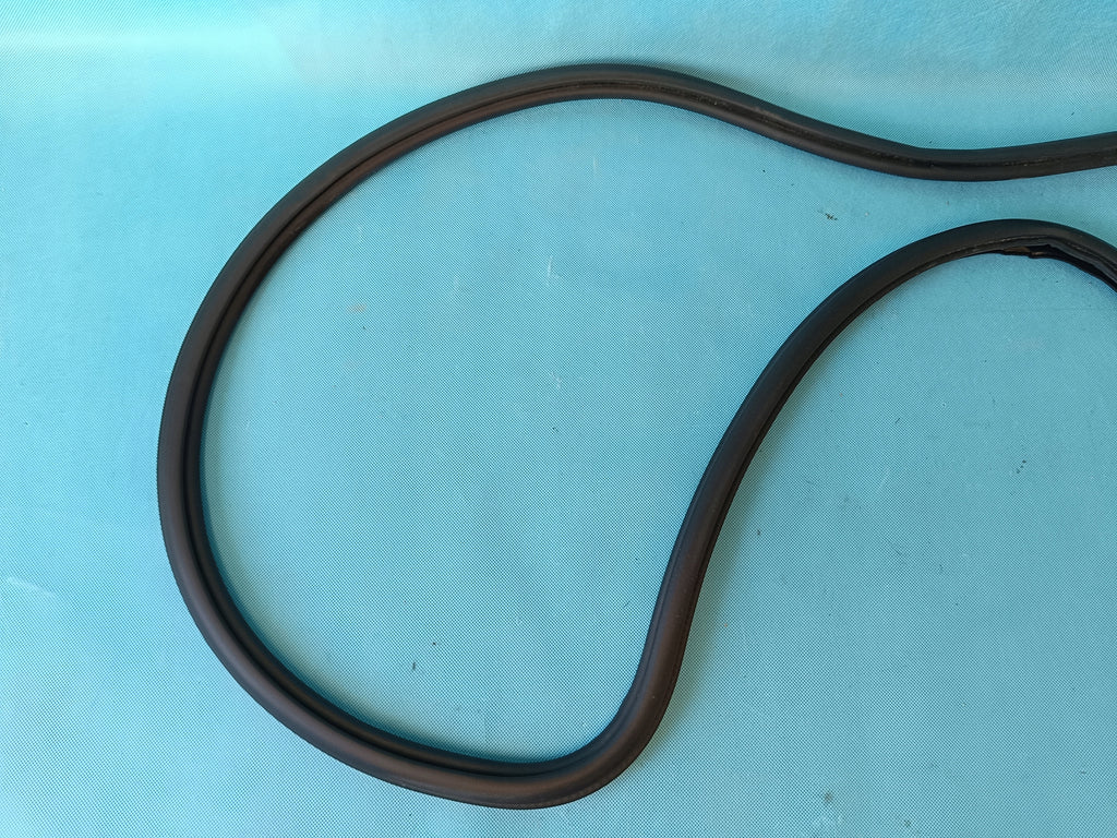 AUDI Q8 E-TRON 55 QUATTRO 300KW 2019 R DOOR SEAL LEFT FRONT 4KE831721