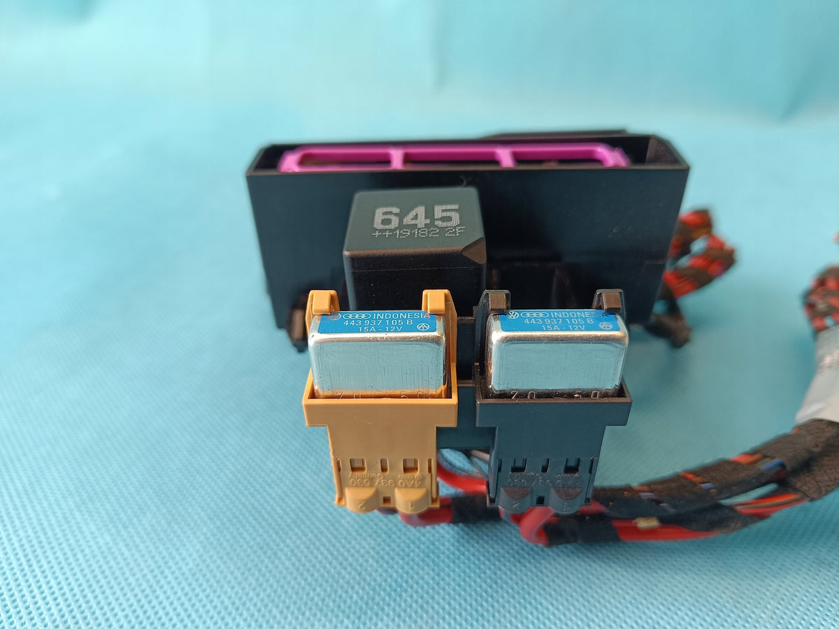 AUDI Q8 E-TRON 55 QUATTRO 300KW 2019 R FUSE BOX