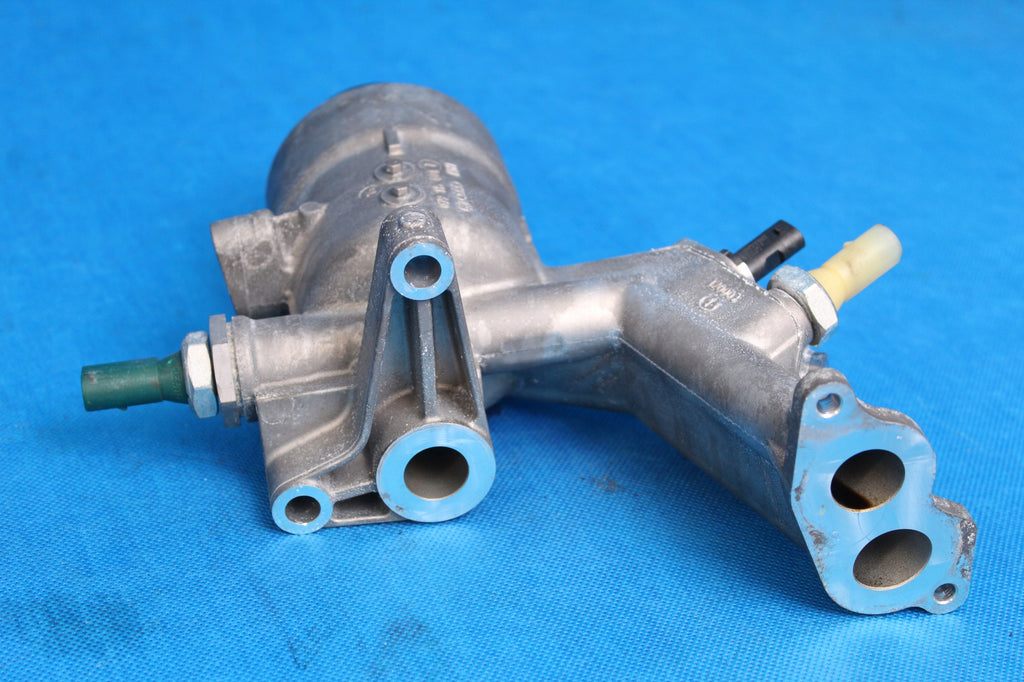 AUDI RS4 B8 8K 4.2 TSI OIL FILTER BASE 2015R 079115401T