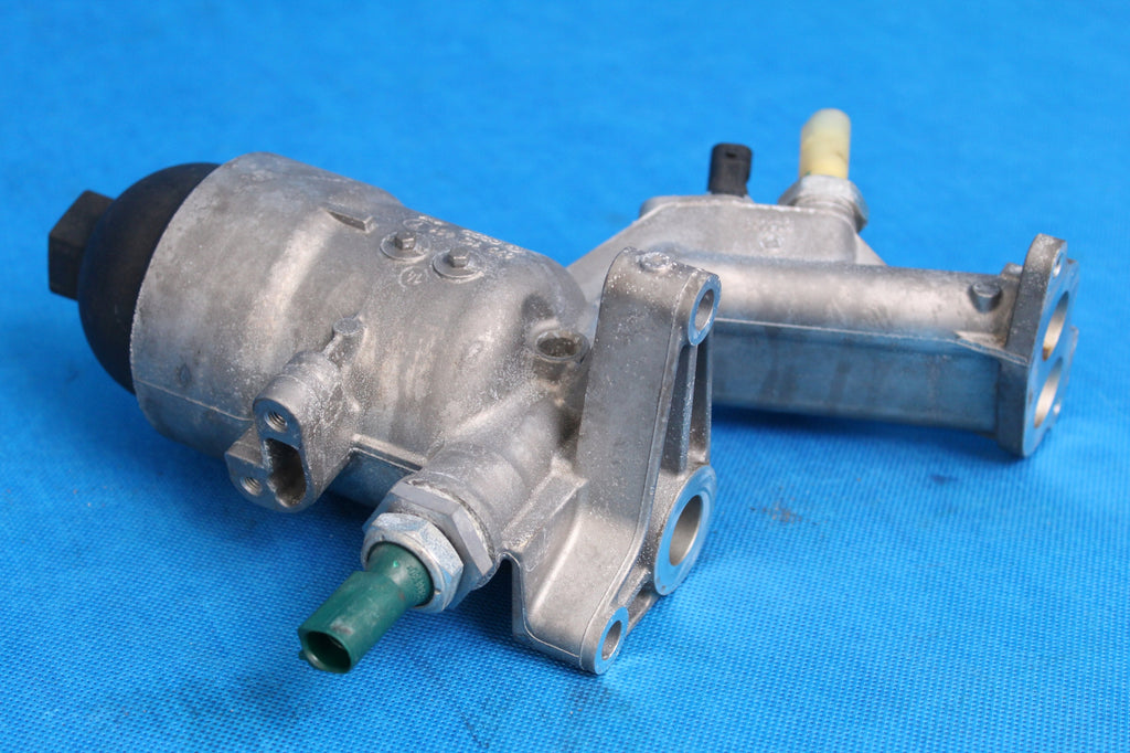 AUDI RS4 B8 8K 4.2 TSI OIL FILTER BASE 2015R 079115401T