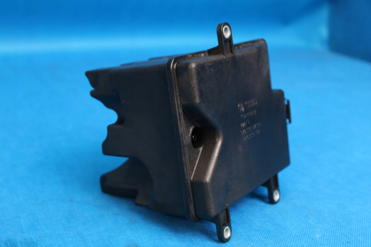 AUDI RS4 B8 8K 4.2 TSI VACUUM TANK 079131541C 2015R