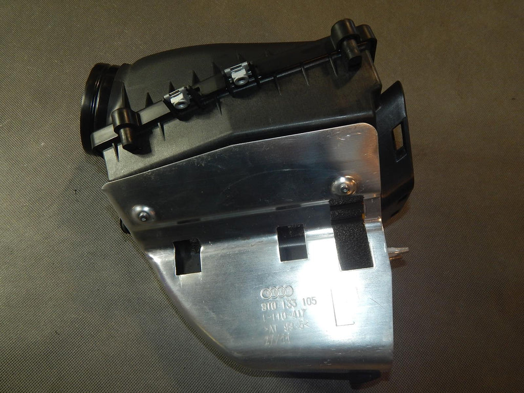 AUDI RS5 8T AIR FILTER HOUSING 8T0133835B
