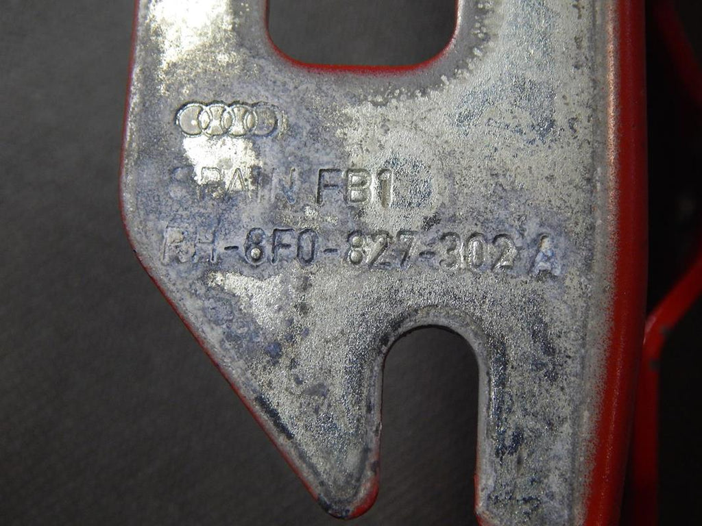 AUDI RS5 8T FLAP HINGE RIGHT 8F0827302A