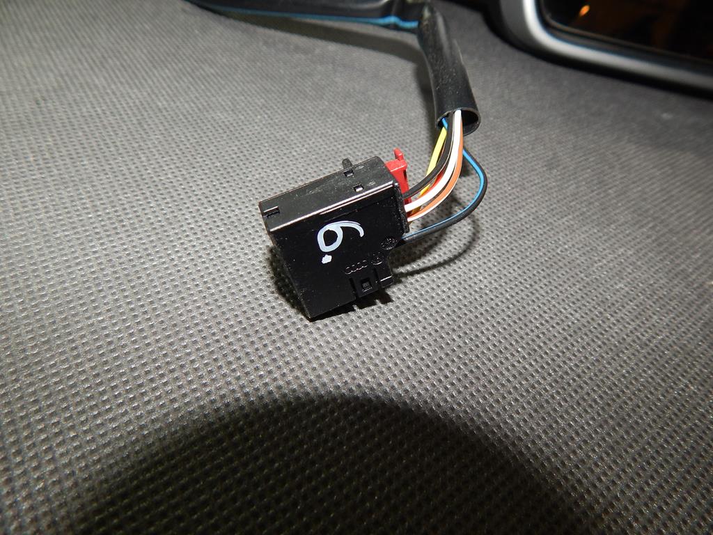 AUDI RS5 8T MIRROR RIGHT 6 PIN SATIN
