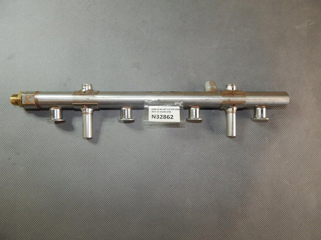 AUDI S3 8V INJECTION RAIL 06K133317G