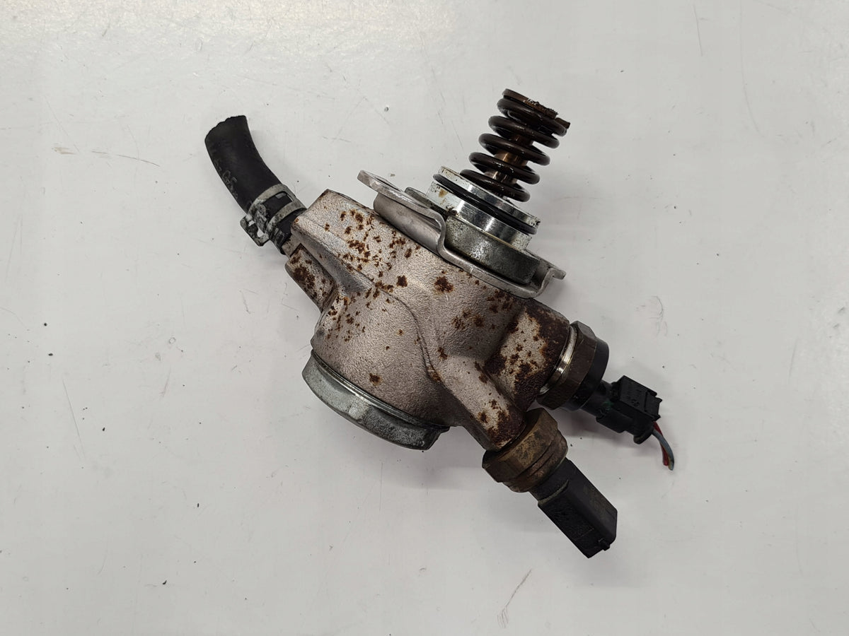AUDI S4 A4 B8 FUEL PUMP 3.2FSI 06E127025N