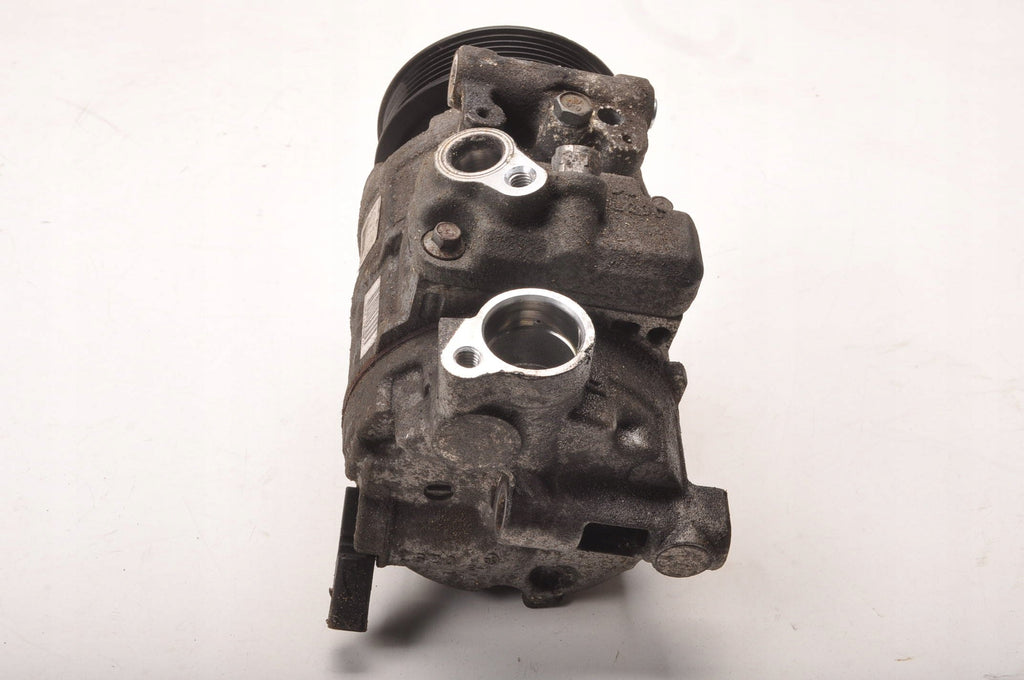 AUDI S4 B8 A4 B8 1.8 TFSI 160 KM AIR CONDITIONING COMPRESSOR 8K0260805