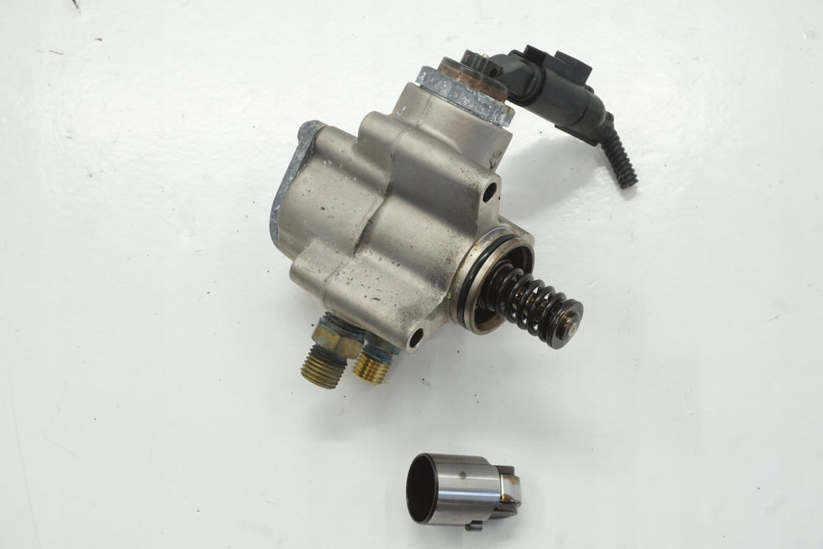 AUDI S4 B8 A5 8T FUEL PUMP 4.2 V8 079127026F