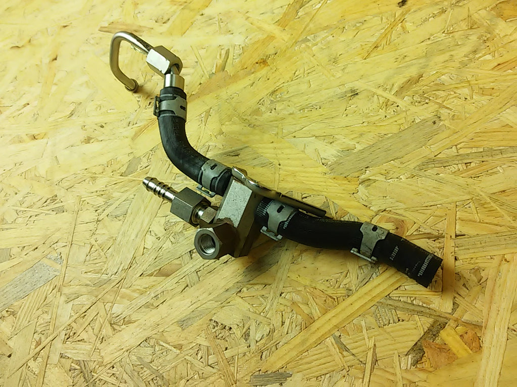 AUDI S5 4.2 FSI FUEL DISTRIBUTOR 079127503AQ 2009R