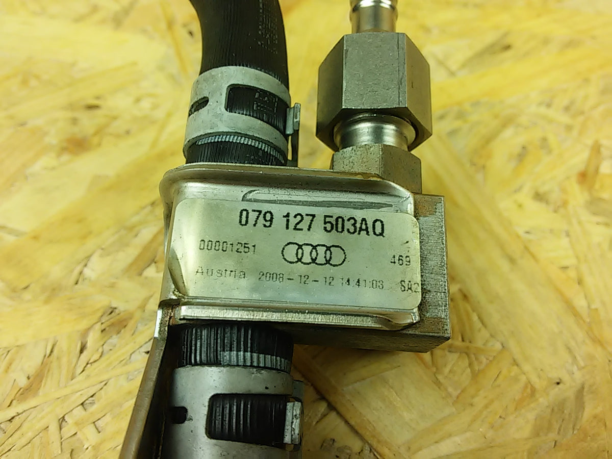 AUDI S5 4.2 FSI FUEL DISTRIBUTOR 079127503AQ 2009R