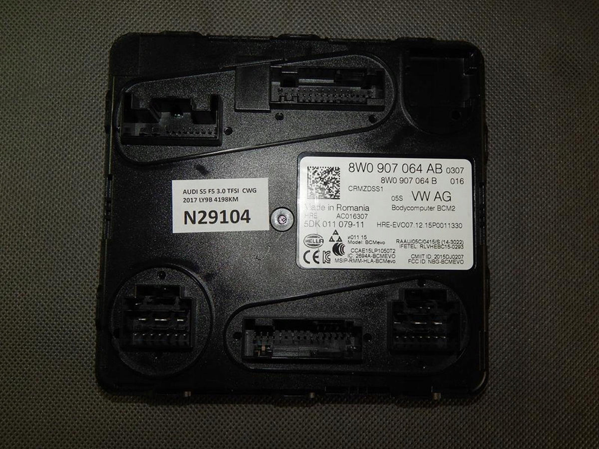 AUDI S5 COMFORT MODULE BCM 8W0907064AB