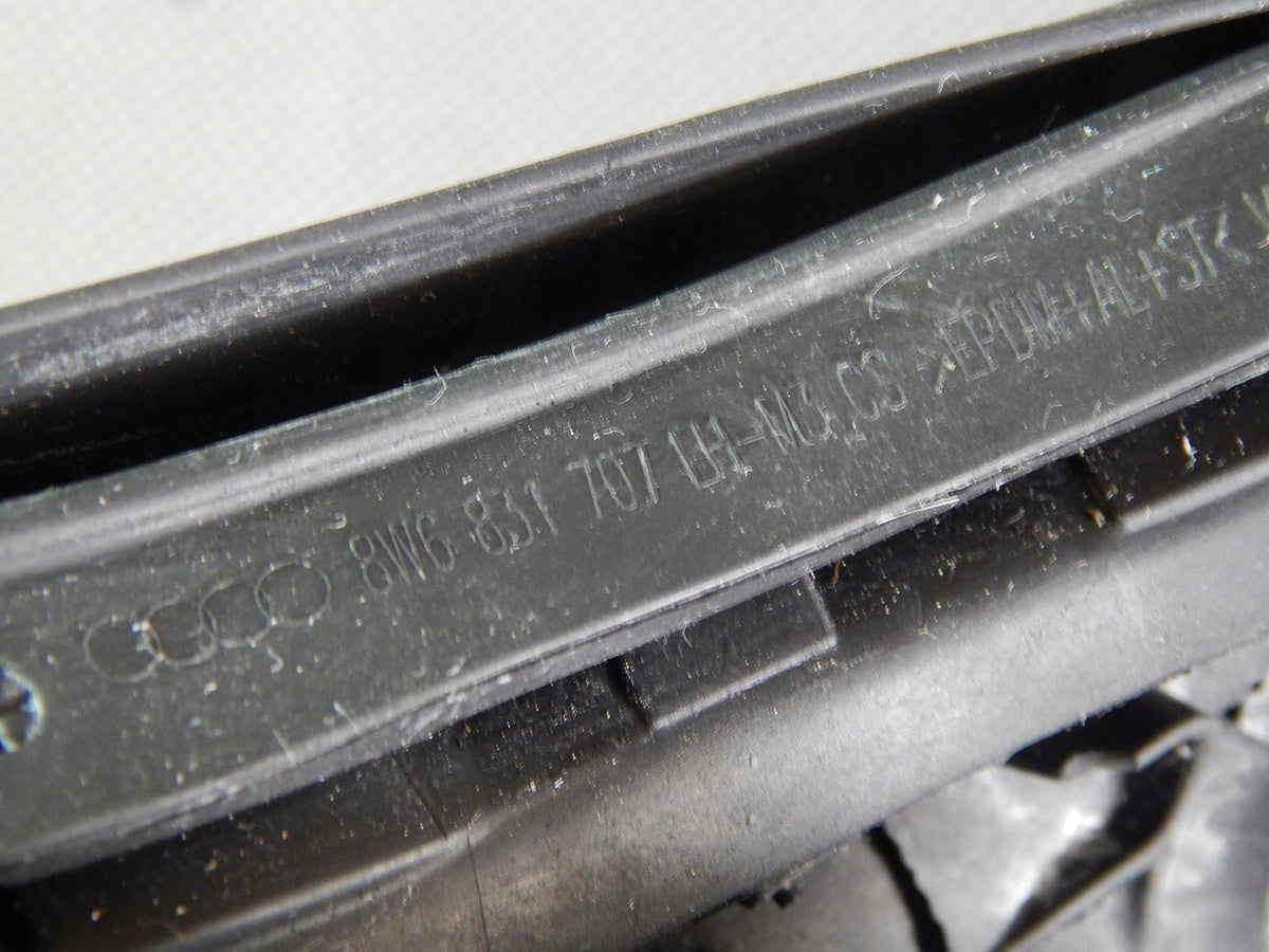 AUDI S5 F5 DOOR SEAL LEFT COUPE 8IN6831707