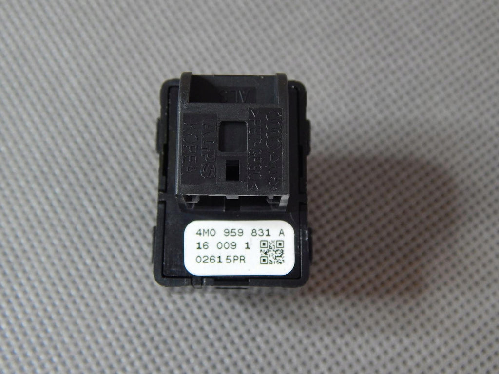 AUDI S5 F5 FLAP OPENING SWITCH 4M0959831A