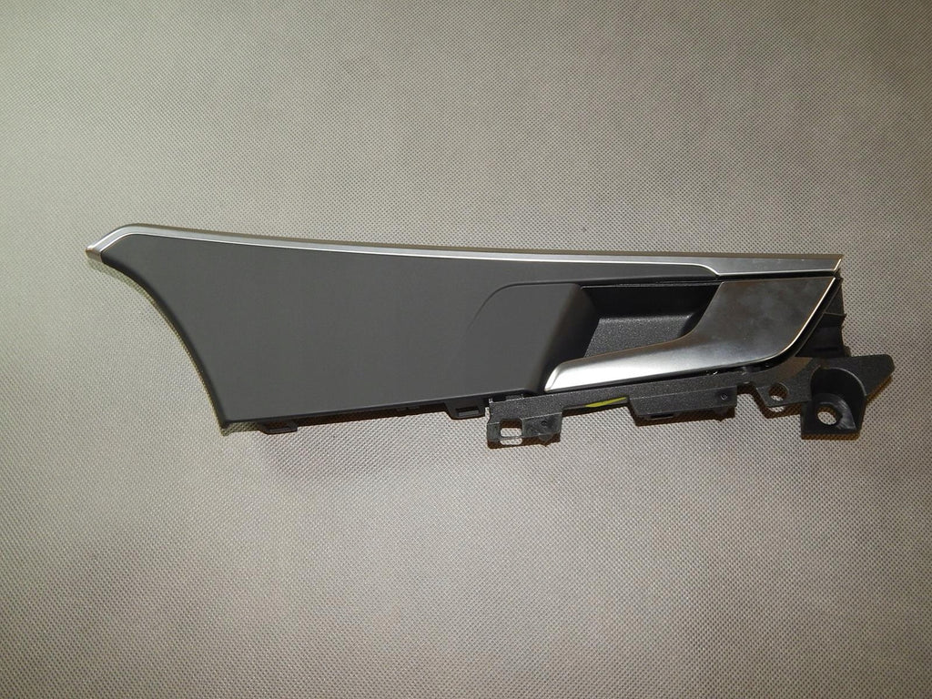 AUDI S5 F5 INTERIOR DOOR HANDLE RIGHT 3D DECOR