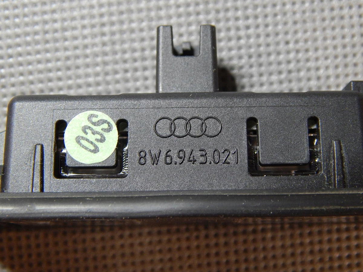 AUDI S5 F5 LED BOARD LIGHT 8IN6943021