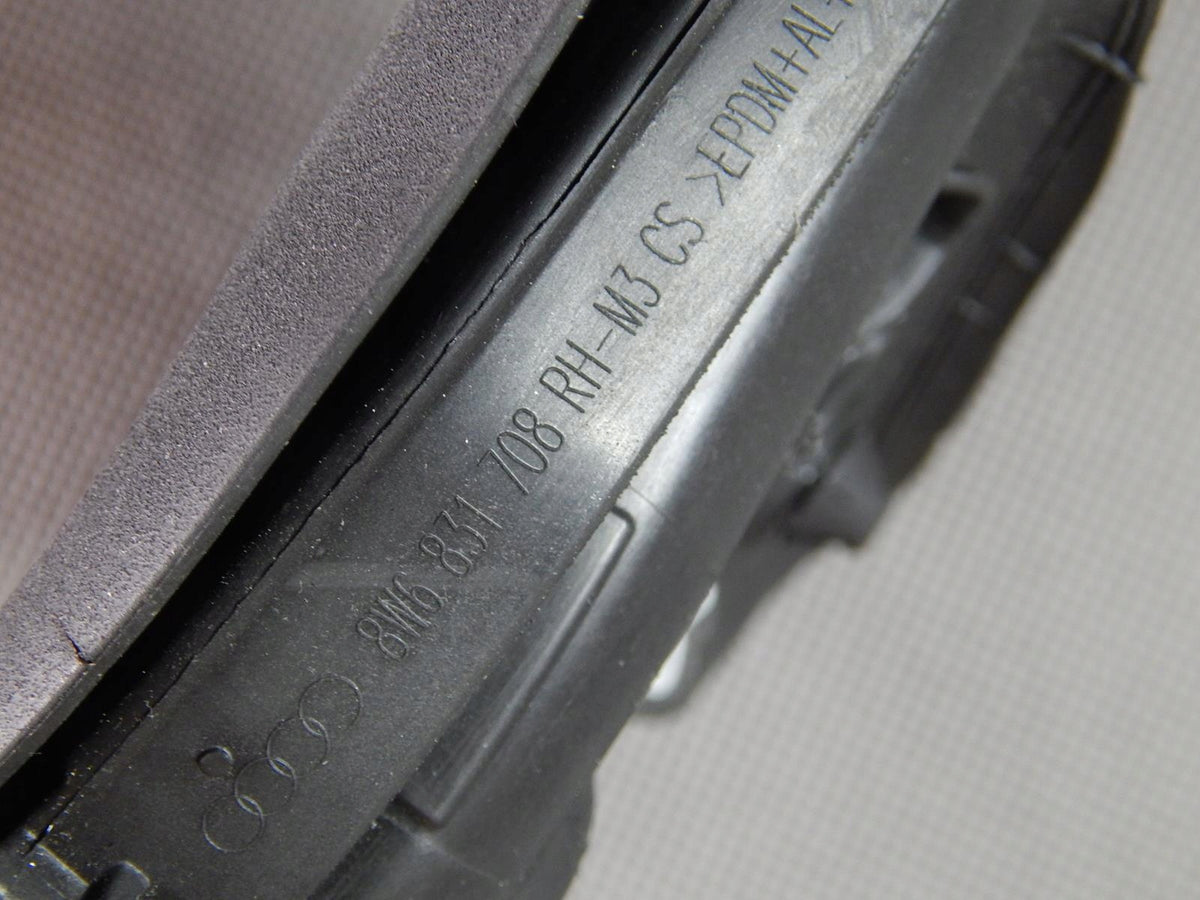 AUDI S5 F5 RIGHT COUPE DOOR SEAL 8IN6831708