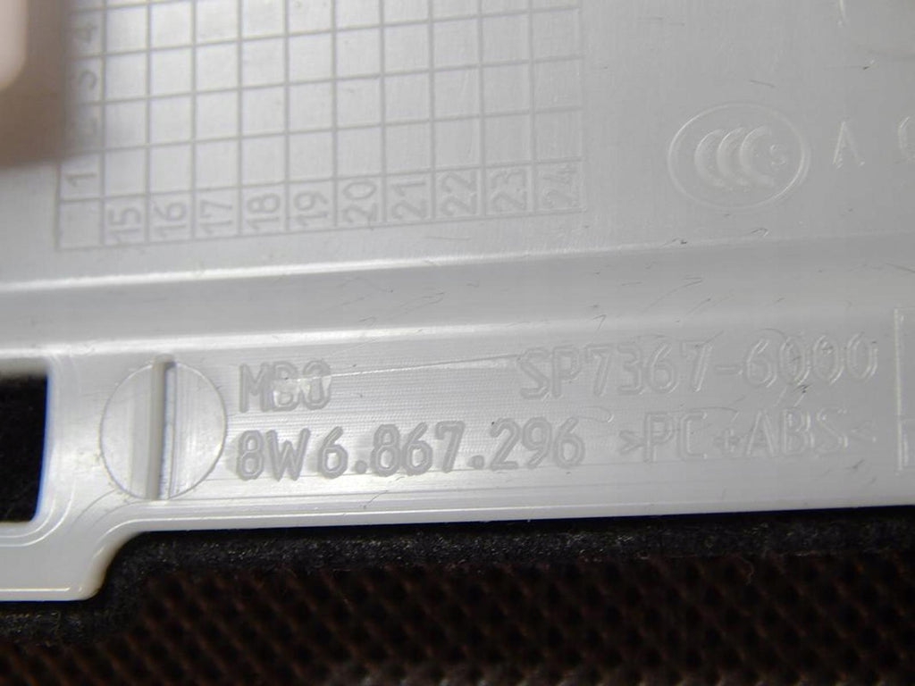AUDI S5 POST COVER RIGHT 8IN6867296