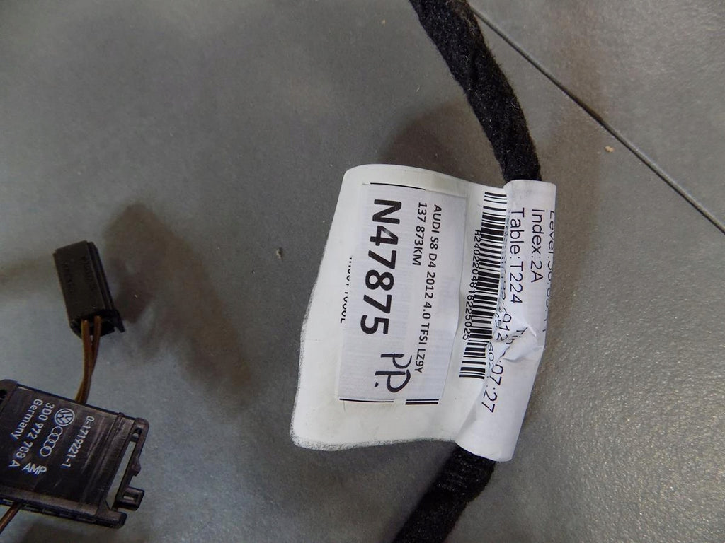 AUDI S8 A8 D4 UPHOLSTERY BEAM RIGHT P 4H0971036E