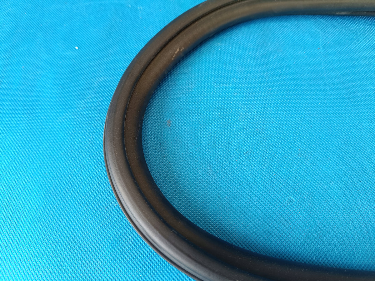 AUDI SQ5 Q5 8R LIFT 2016R BODY GASKET LEFT FRONT 8R0831721F