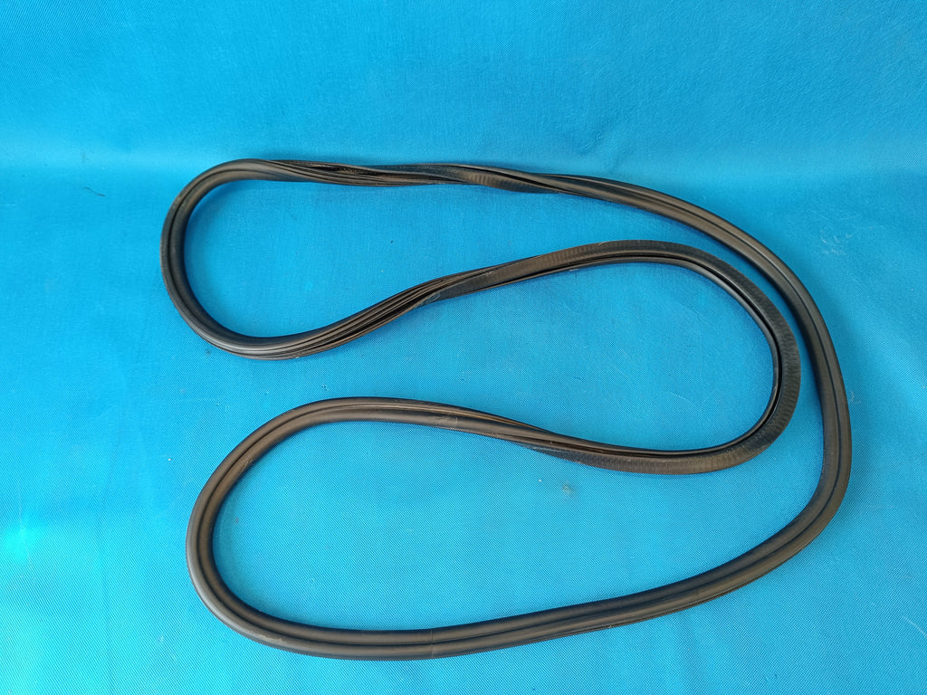 AUDI SQ5 Q5 8R LIFT 2016R BODY GASKET LEFT FRONT 8R0831721F