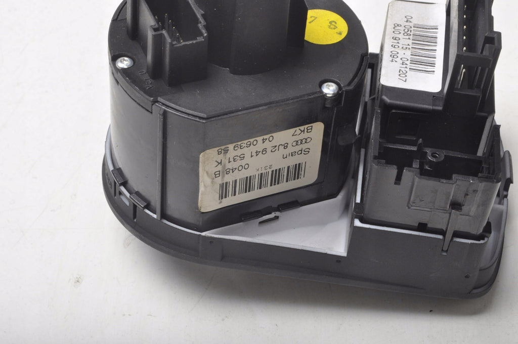 AUDI TT (8J3) LIGHT SWITCH 8J2941531K
