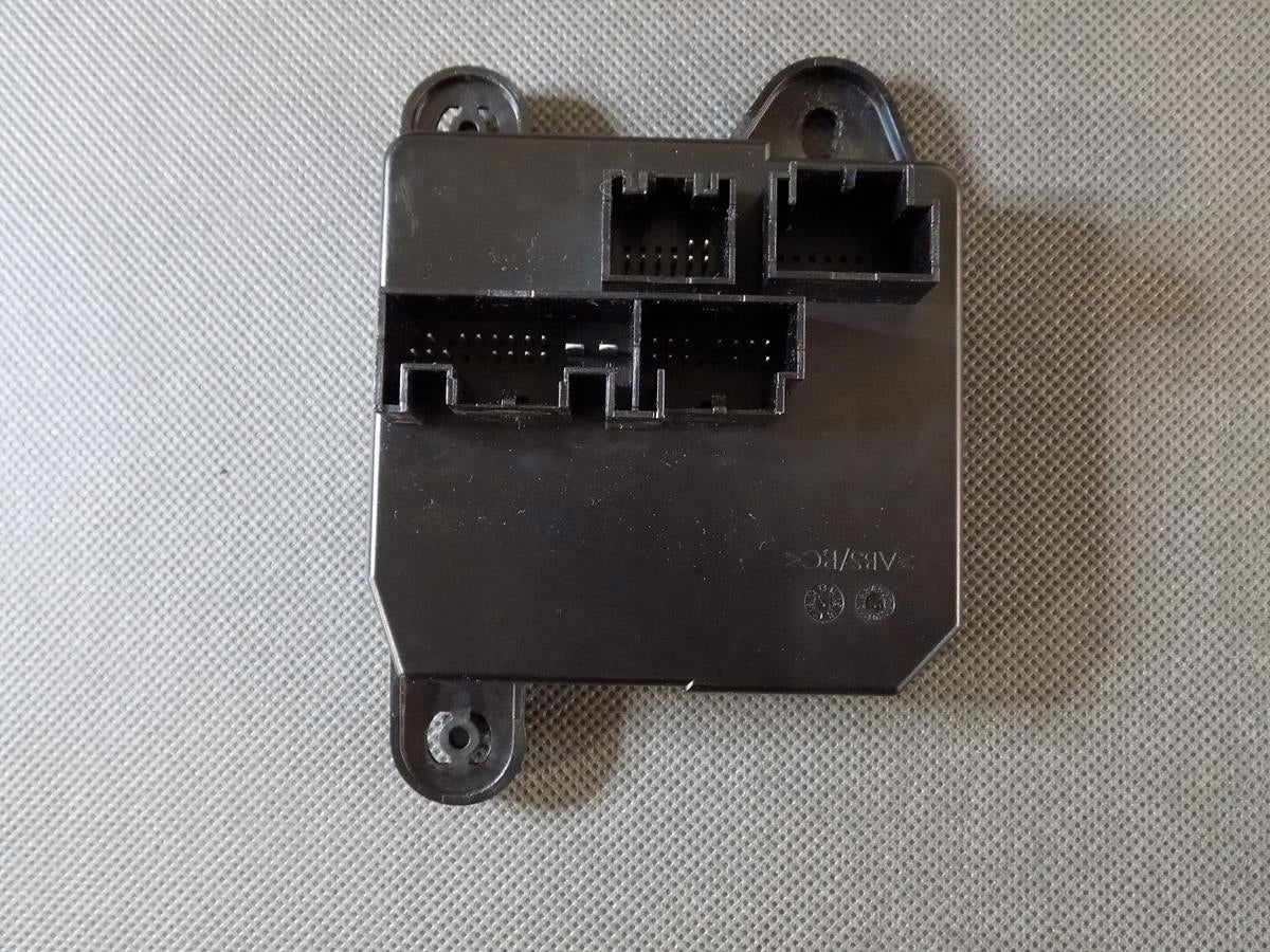 AUDI TT 8S AIR CONDITIONING CONTROLLER MODULE 8S0820047