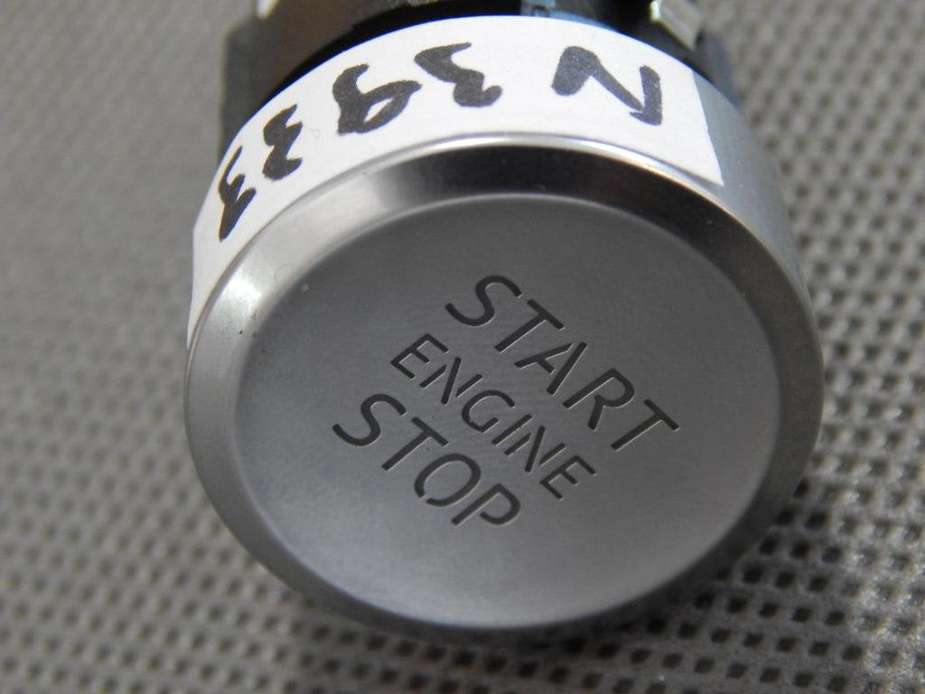 AUDI TT 8S START STOP BUTTON 8S1905217