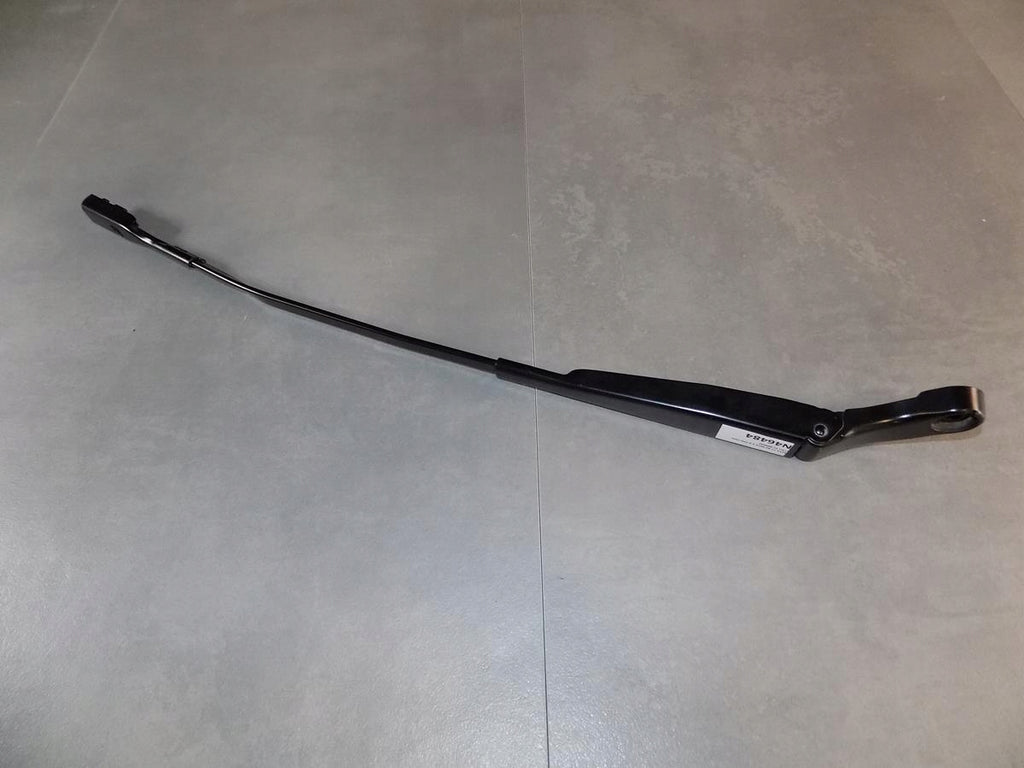 AUDI TT 8S WIPER ARM RIGHT 8S1955408