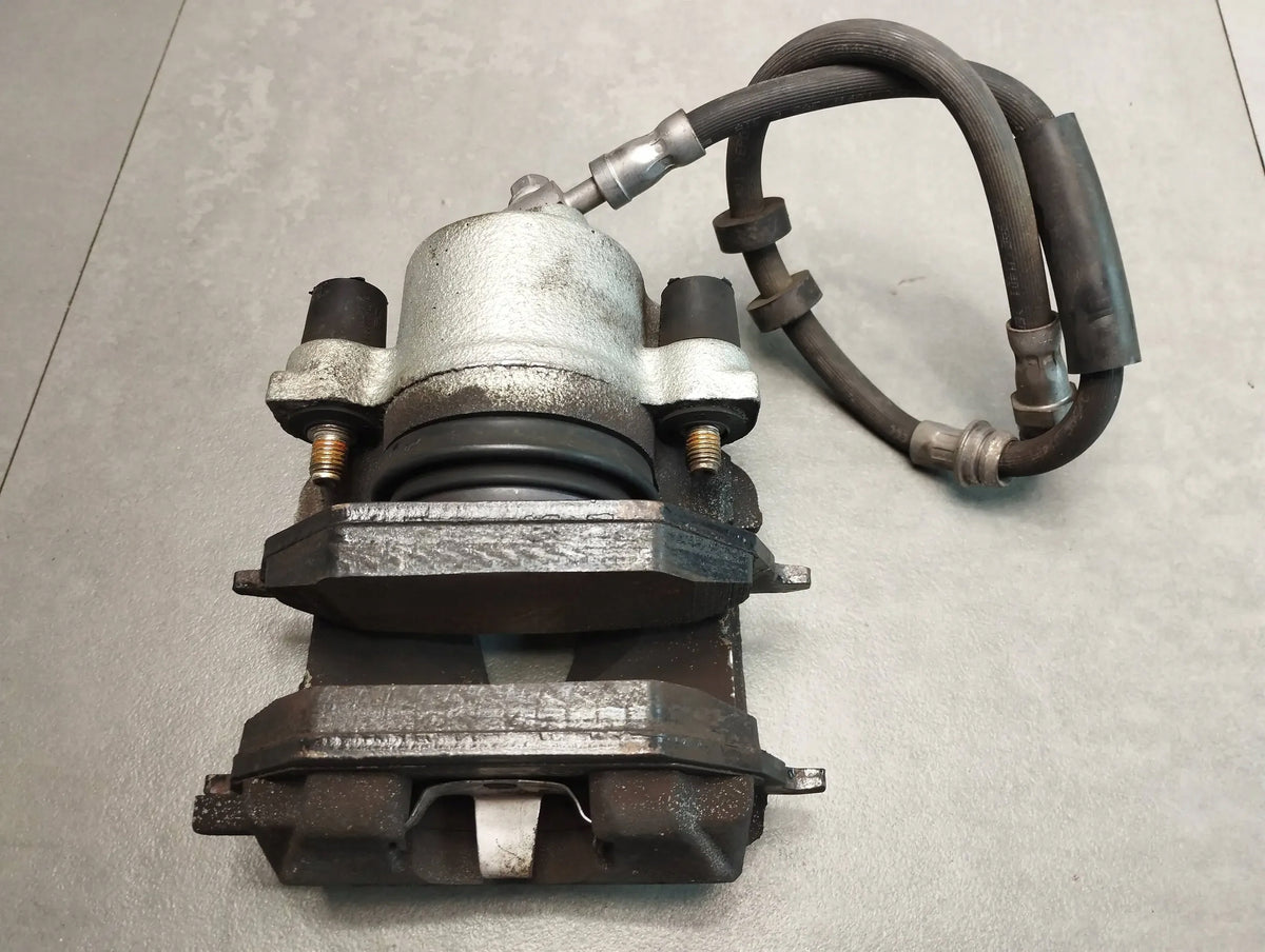 Audi A1 1.6 TDI CLAMP RIGHT FRONT