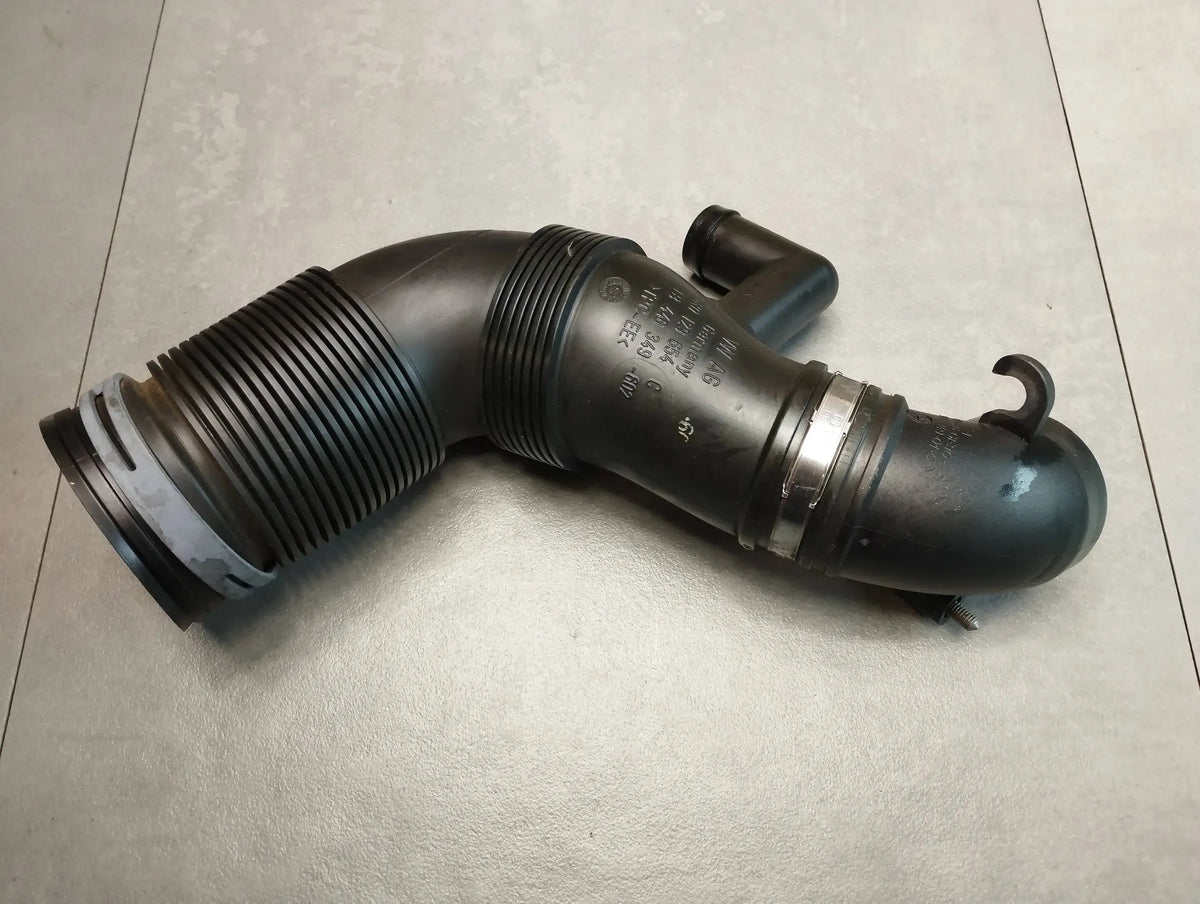 Audi A1 8X CABLE PIPE 6R0129654C