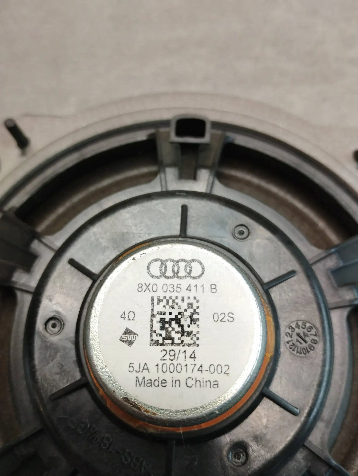 Audi A1 8X REAR SPEAKER 8X0035411B