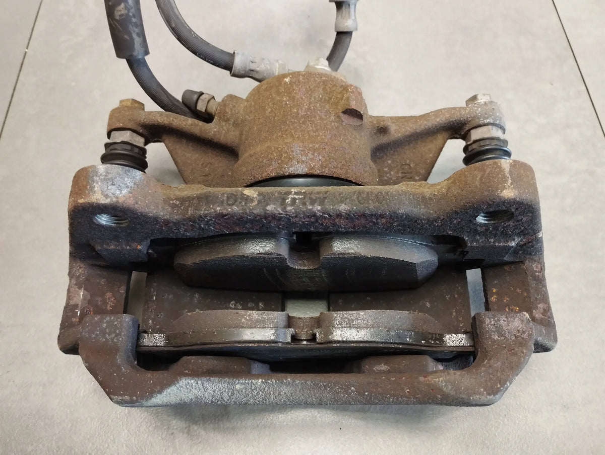 Audi A3 8V 1.6 TDI CLAMP LEFT FRONT