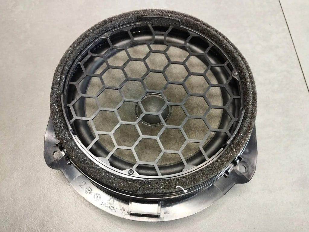 Audi A3 8V DOOR SPEAKER 8V4035411