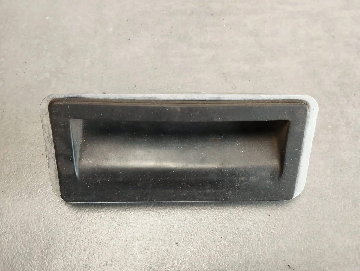 Audi A3 8V FLAP HANDLE MICROSCOPE 5N0827566T