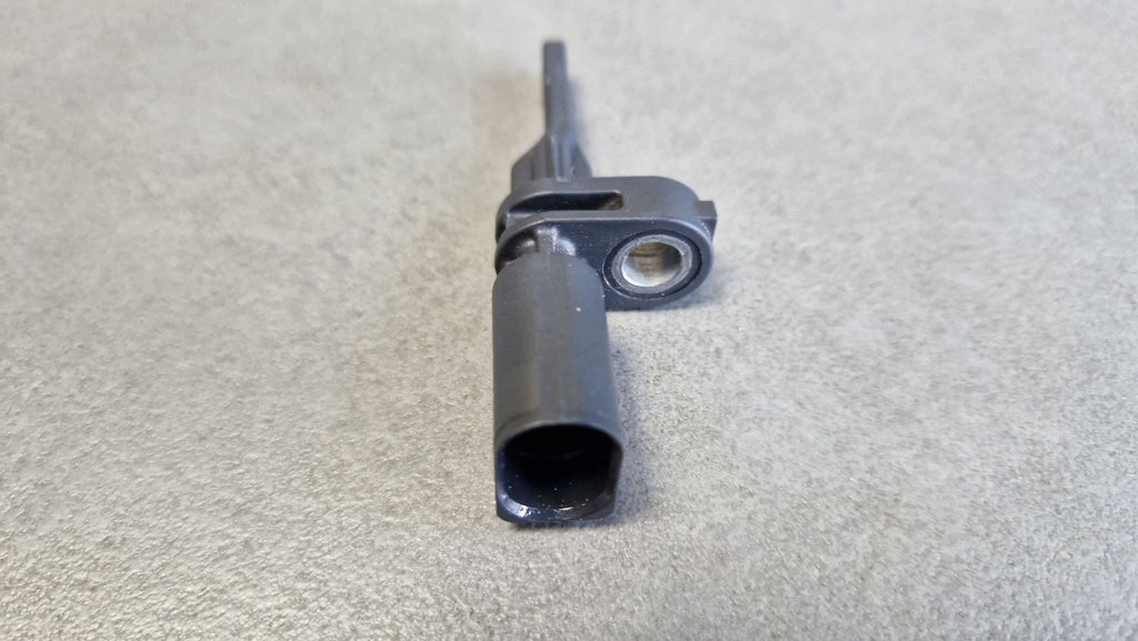 Audi A3 8Y ABS sensor rear 10071140124