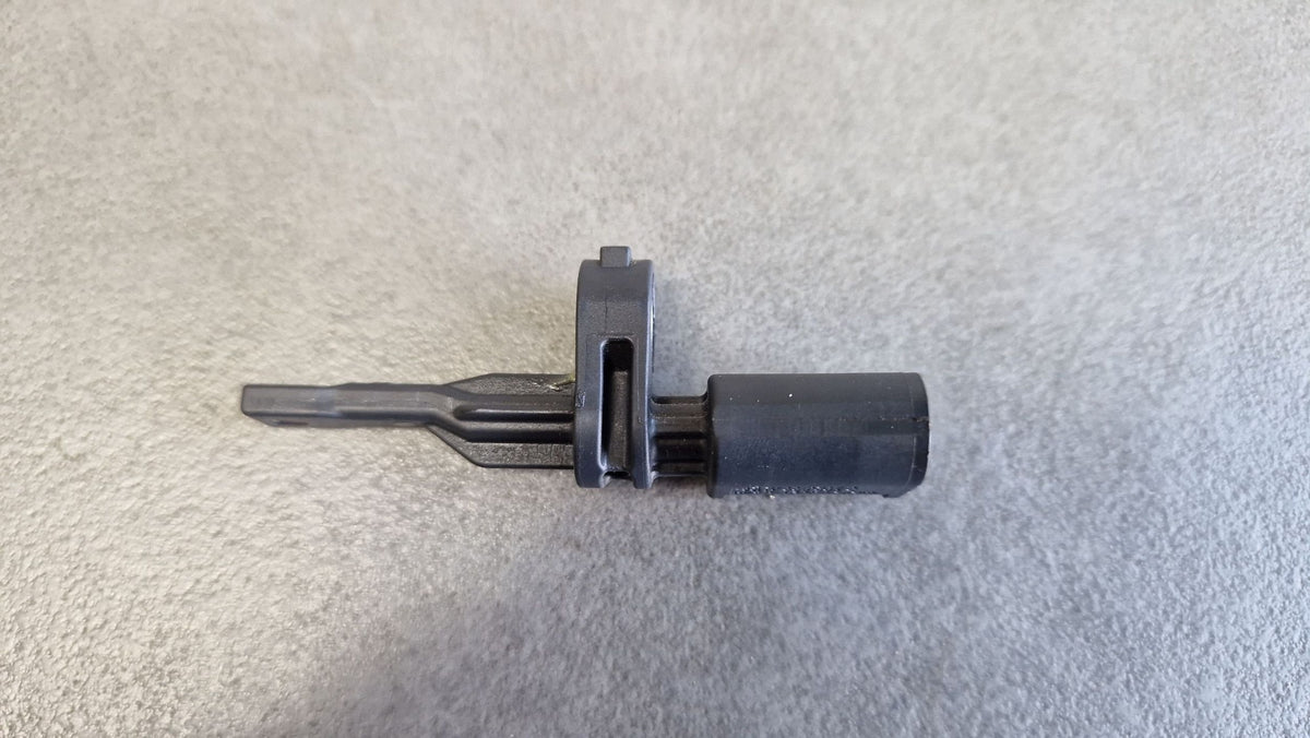 Audi A3 8Y ABS sensor rear 10071140124