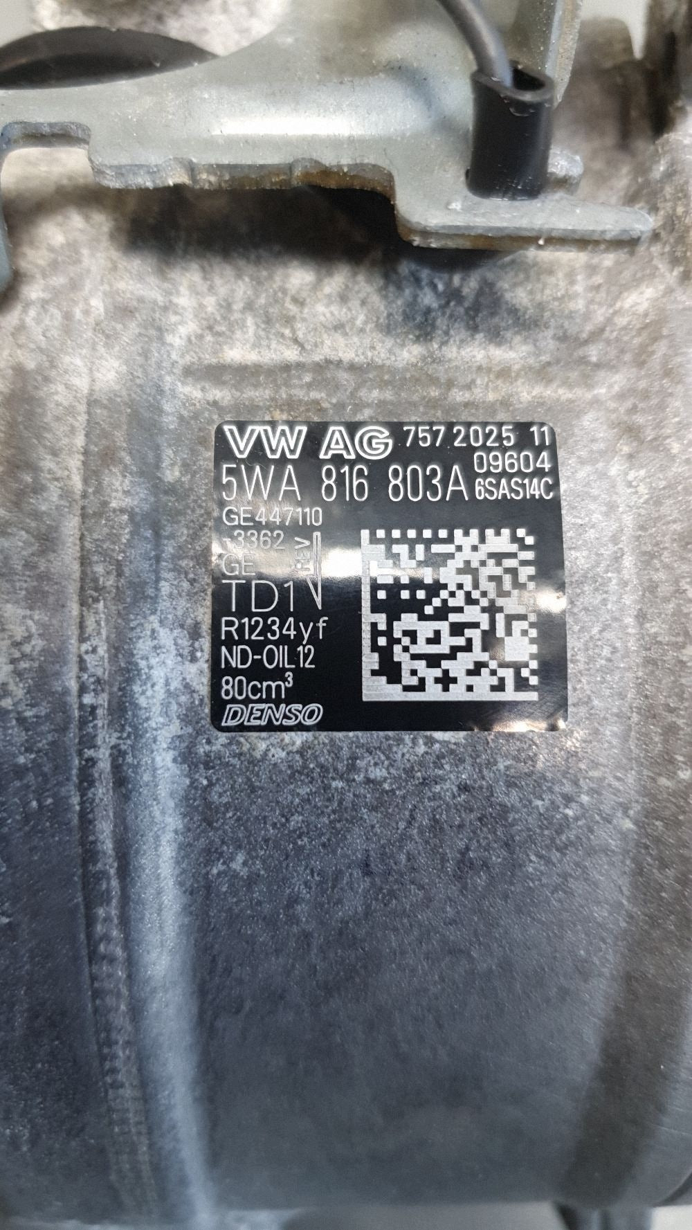 Audi A3 8Y Air conditioning compressor 5WA816803A