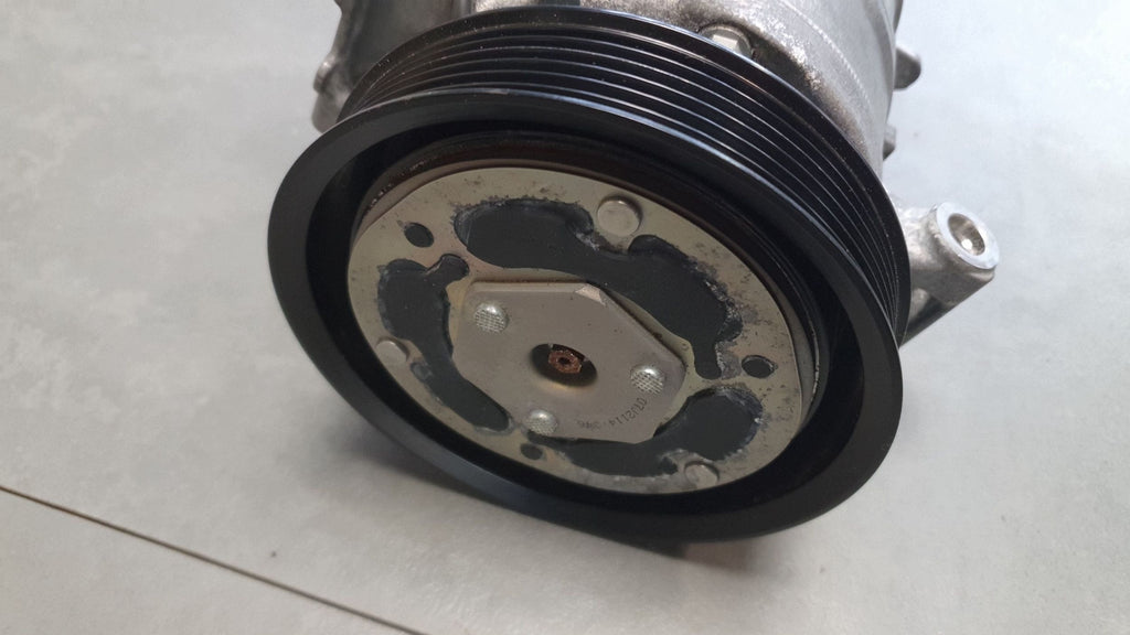 Audi A3 8Y Air conditioning compressor 5WA816803A