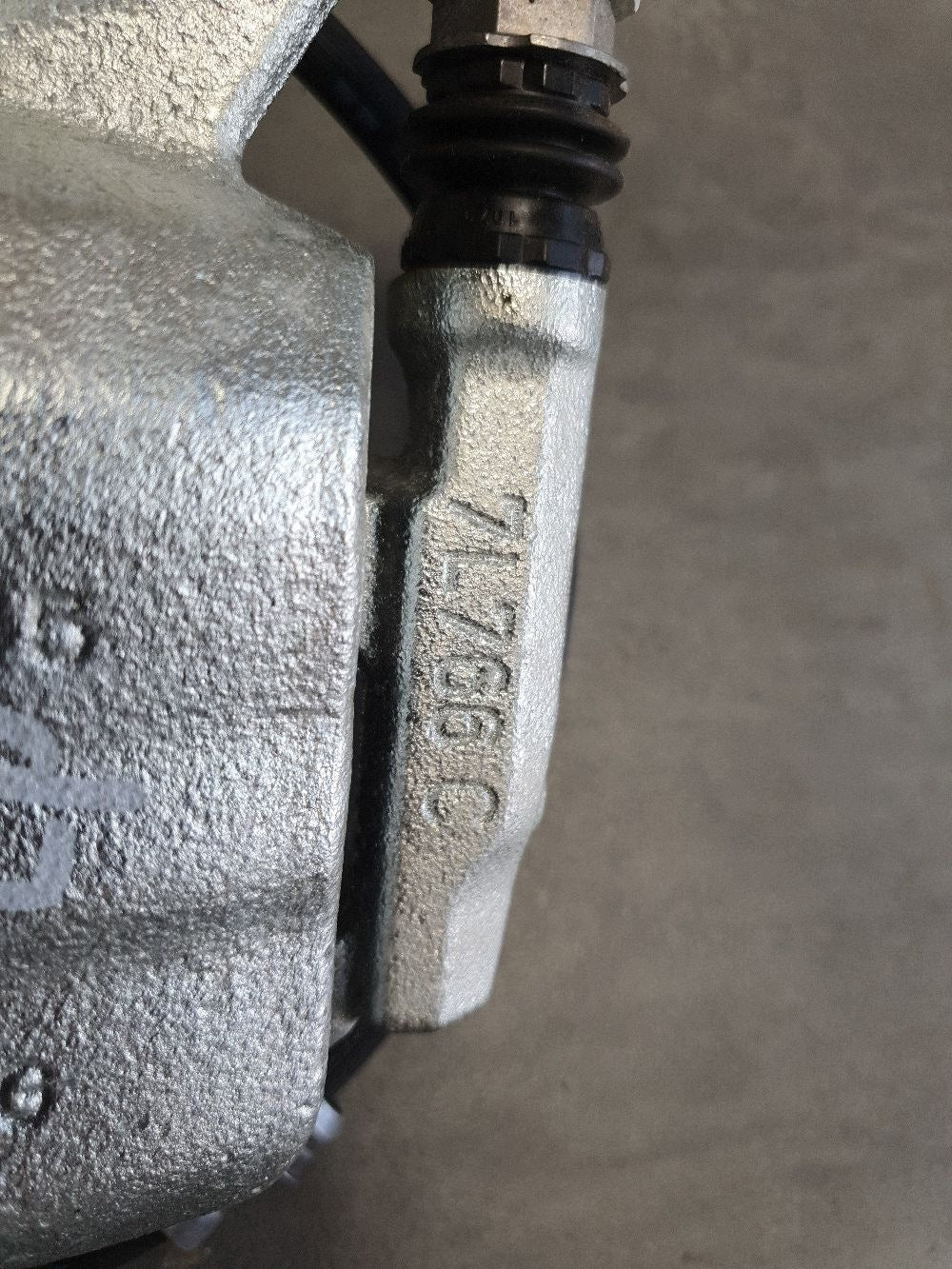 Audi A3 8Y Brake caliper left front 5WA615123