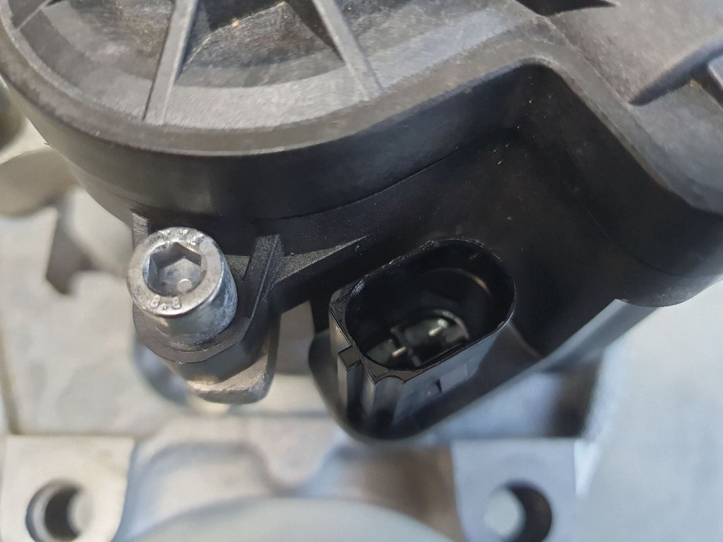 Audi A3 8Y Brake caliper right rear 5R3615406A