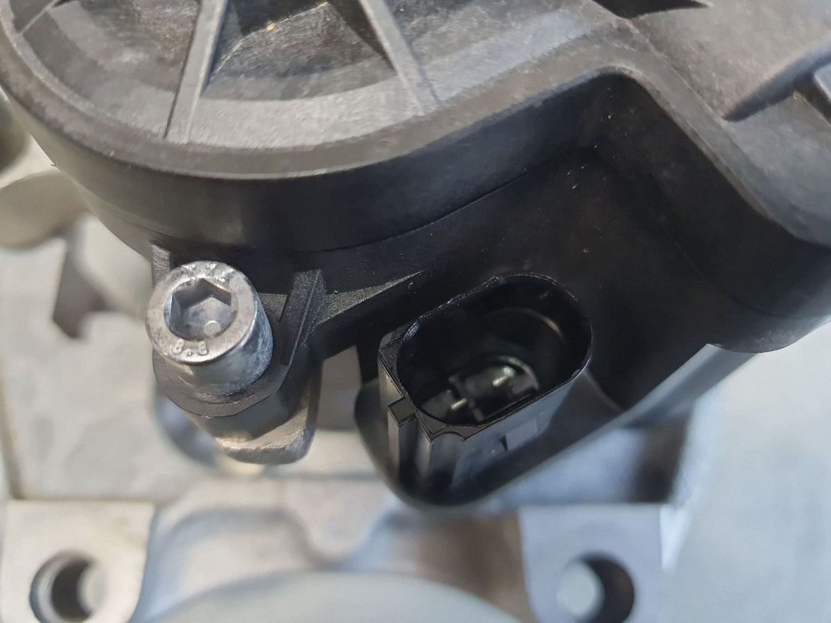 Audi A3 8Y Brake caliper right rear 5R3615406A