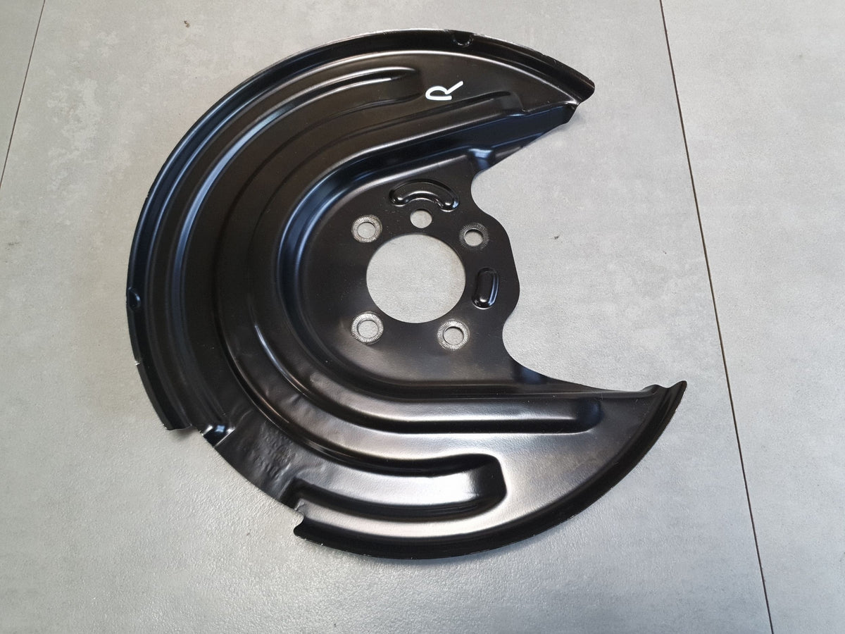 Audi A3 8Y Brake disc cover right rear 5WA615612
