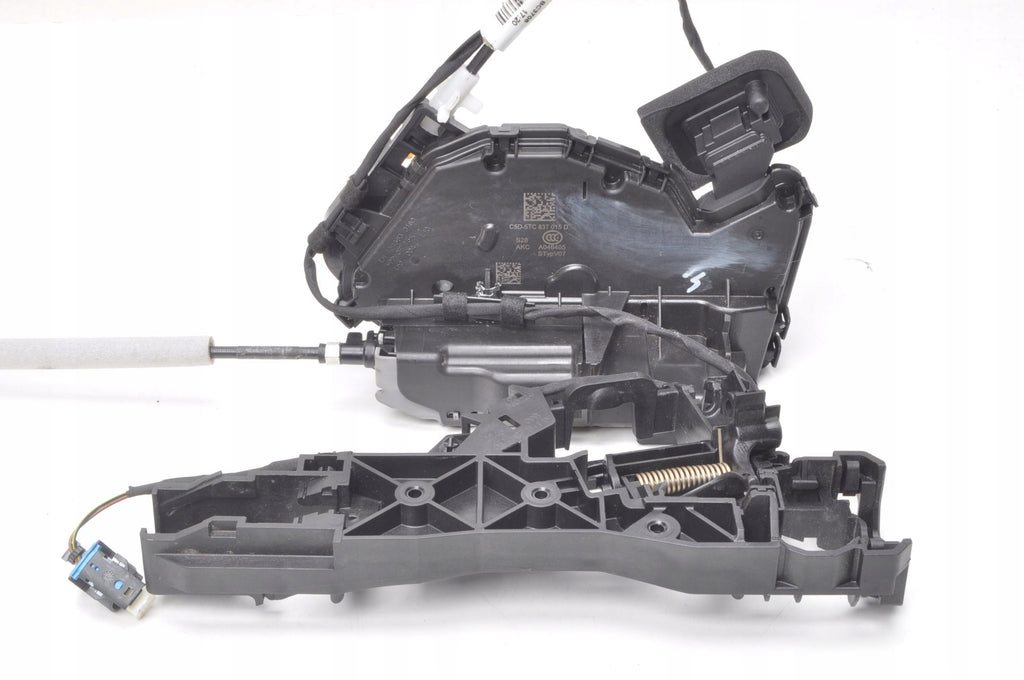 Audi A3 8Y CUPRA LEON DOOR LOCK LEFT FRONT 7 PIN 5TC837015D 2024R