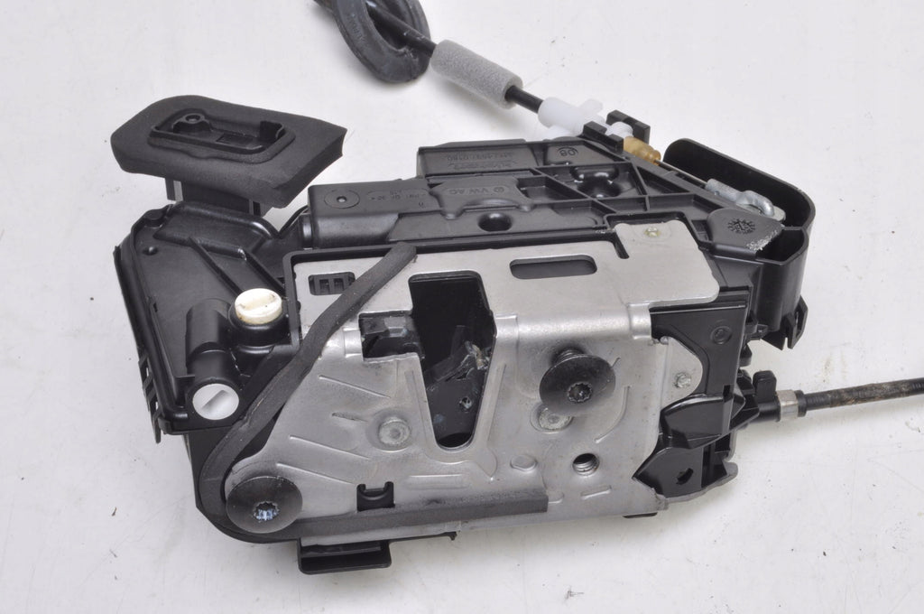 Audi A3 8Y CUPRA LEON DOOR LOCK LEFT FRONT C5D-5TC837015D 2024R