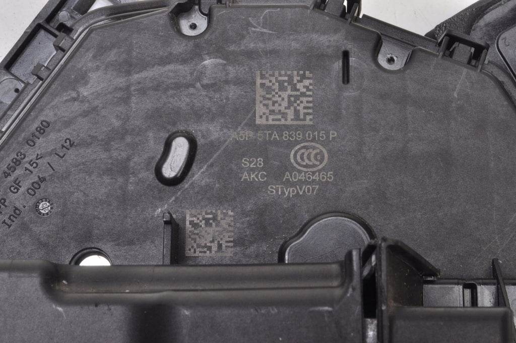 Audi A3 8Y CUPRA LEON DOOR LOCK LEFT FRONT C5D-5TC837015D 2024R