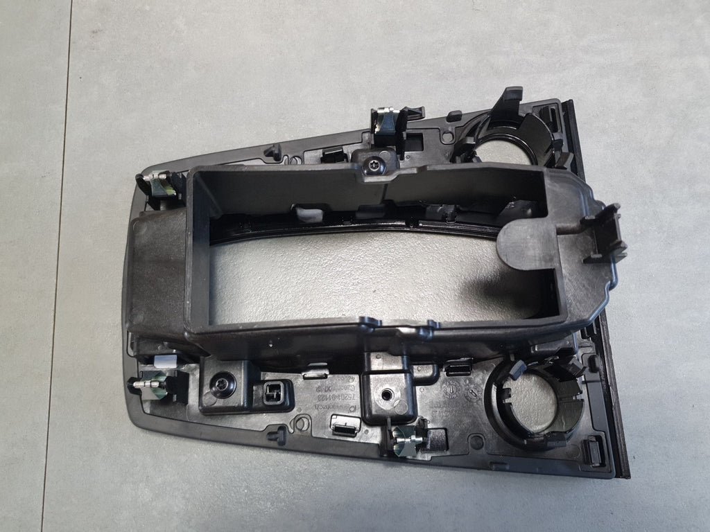 Audi A3 8Y Frame jack decor 8Y1864241B