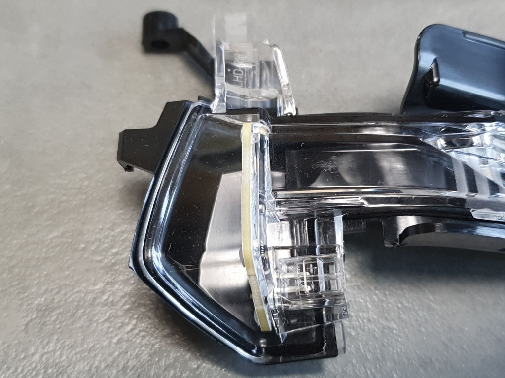 Audi A3 8Y Indicator in mirror right 8Y1949102A
