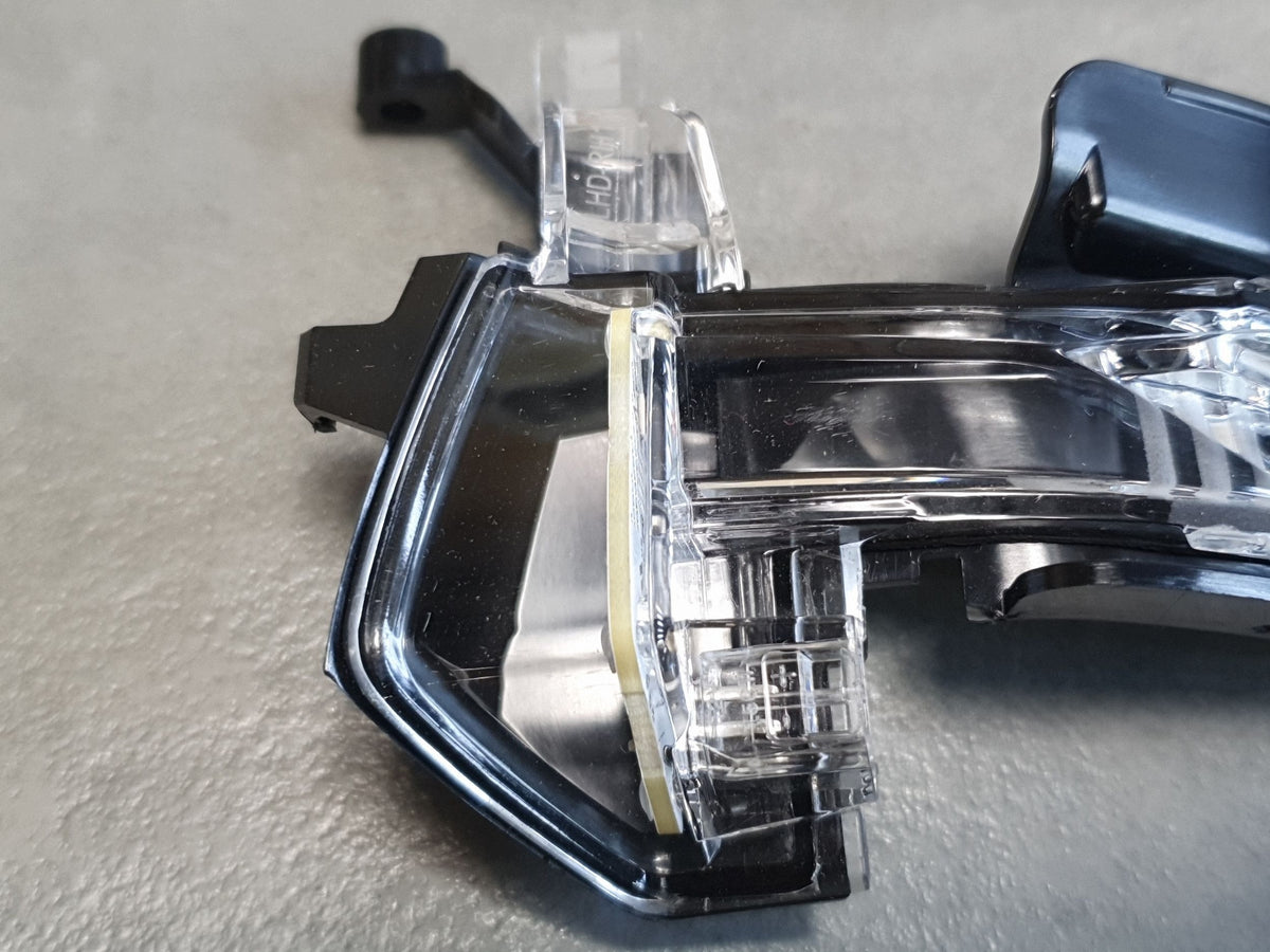 Audi A3 8Y Indicator in mirror right 8Y1949102A